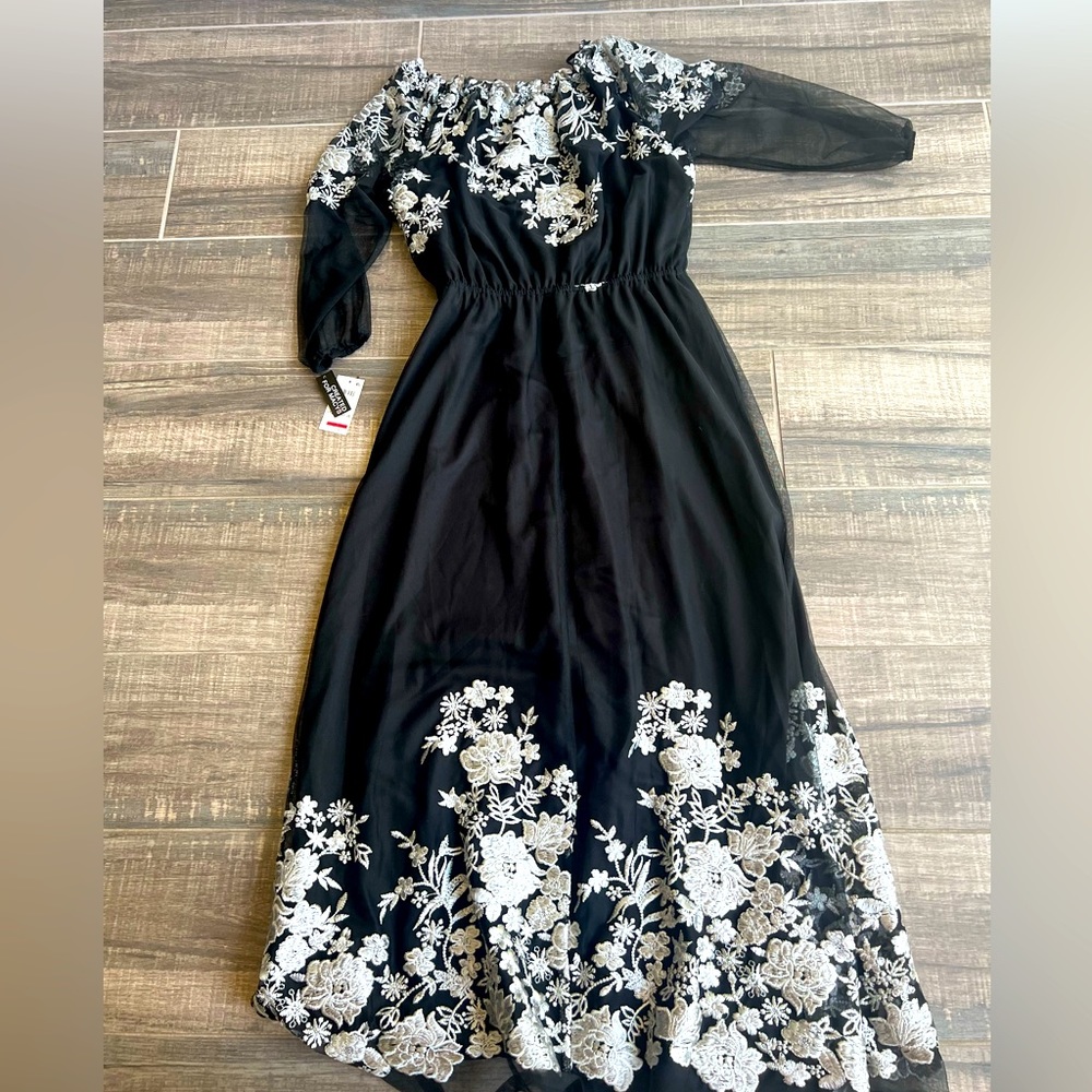 INC embroidered long sheer overlay dress black 🖤 with cream embellishment